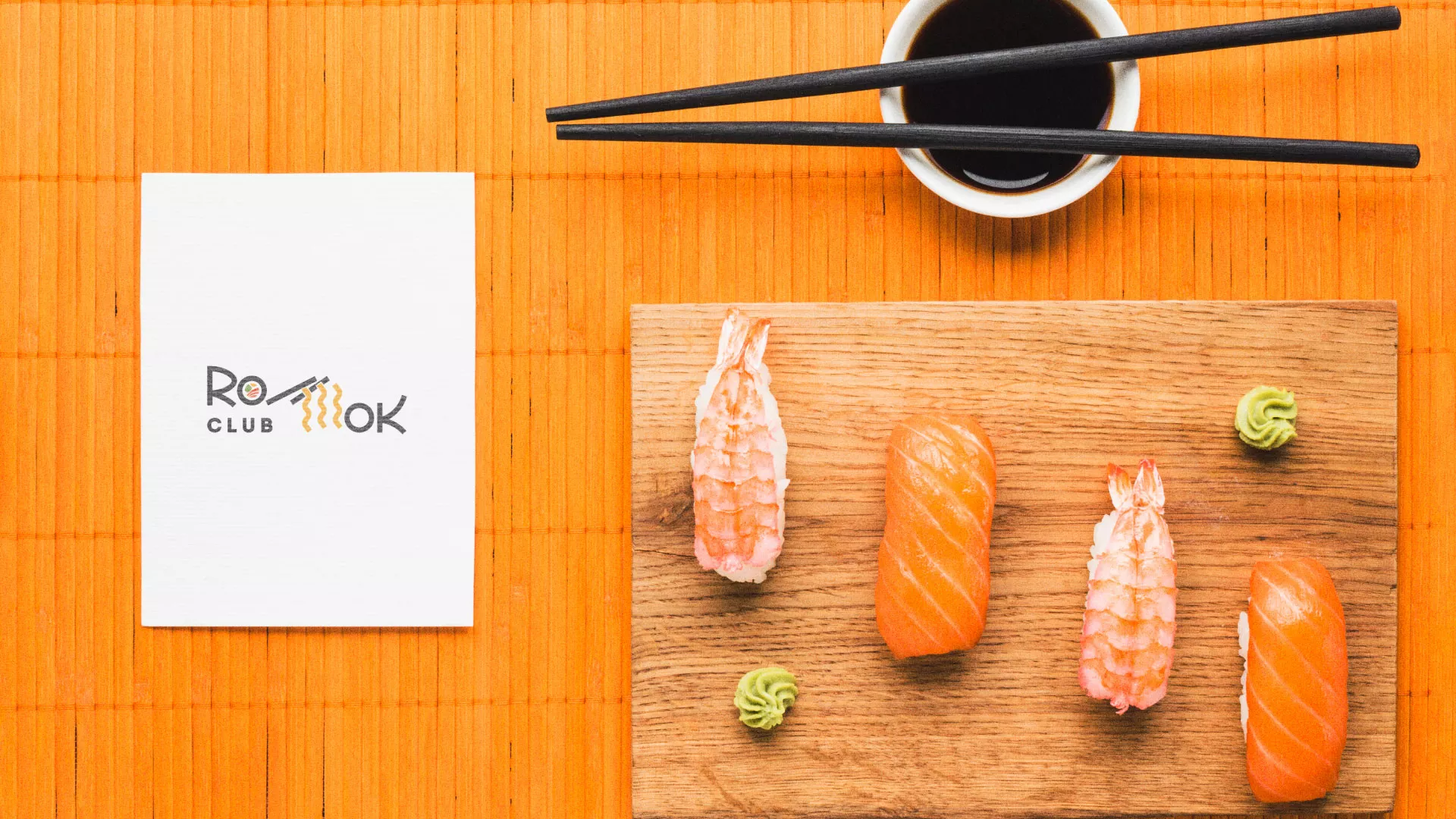 Создание логотипа суши-бара «Roll Wok Club» в Кемерово
